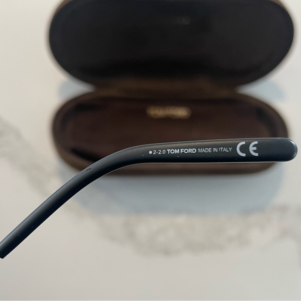 Tom Ford Sunglasses - Picture 7 of 7